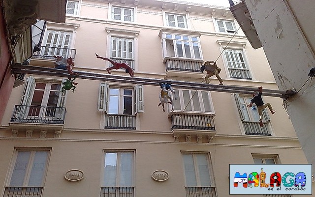 Esculturas a escasos metros de la calle Larios